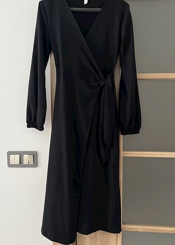Siyah V Yakalı Uzun Kollu Kadın Elbise - Görsel 2