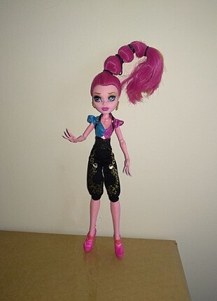 Monster high