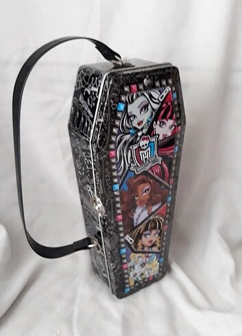 Monster high