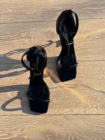Yves Saint Laurent YSL Ayakkabı