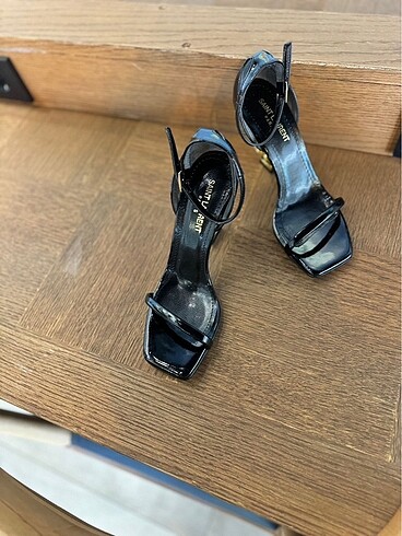 38 Beden siyah Renk Ysl Ayakkabı
