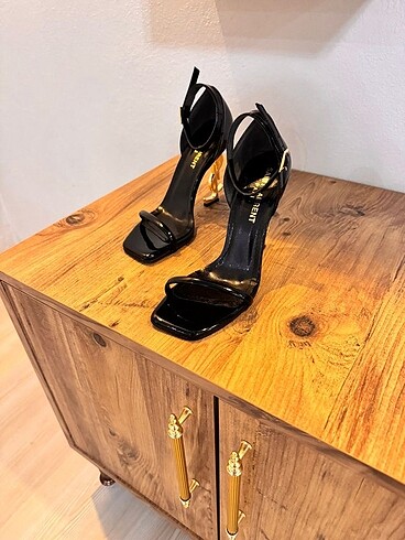38 Beden siyah Renk Ysl Ayakkabı