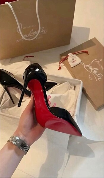 Christian Louboutin ayakkabı