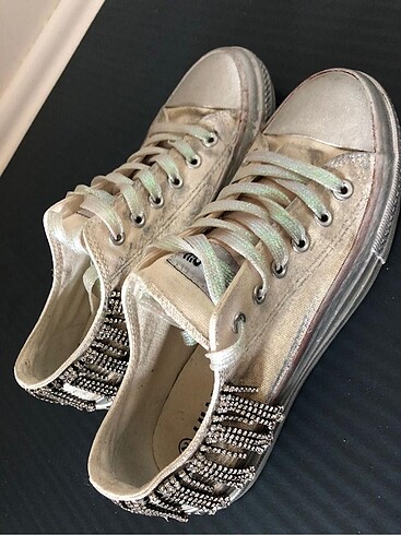 38 Beden Eskitme özel tasarım converse modeli