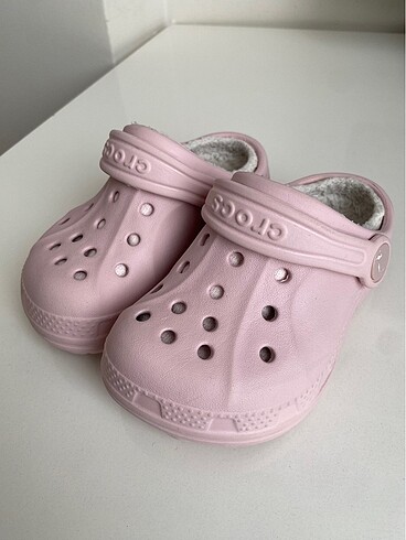 Crocs içi kurk terlik