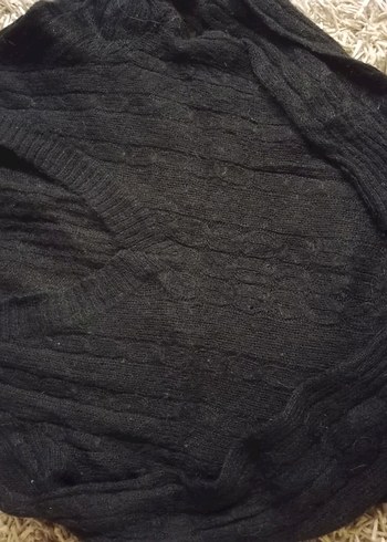 Siyah V Yaka Örgü Yün Kadın Kazak - Görsel 2