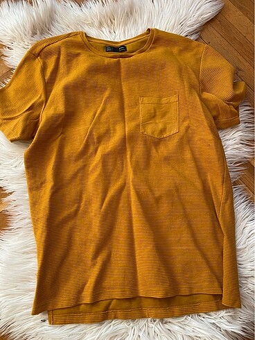 Bershka tshirt
