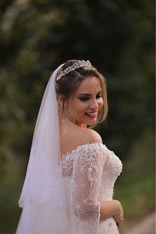 İşlemeli gelinlik - Görsel 3