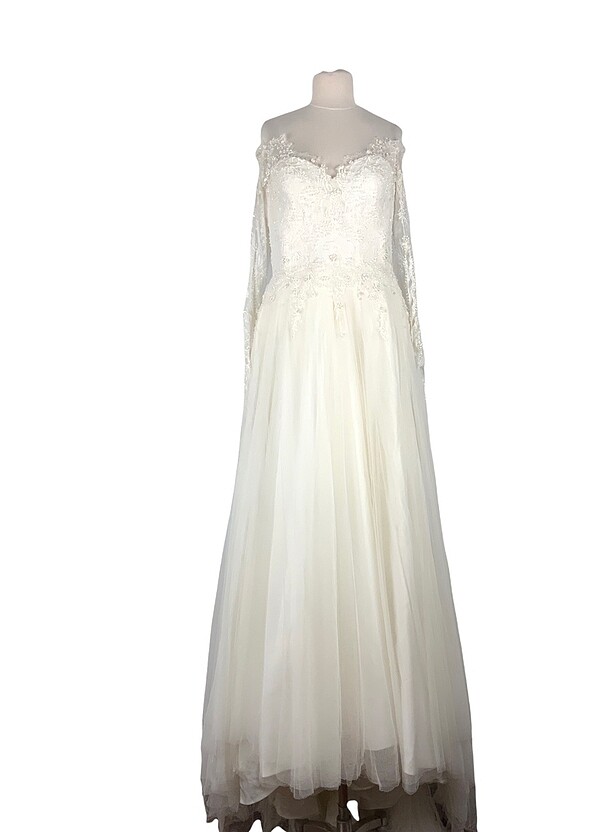 İşlemeli gelinlik - Görsel 4