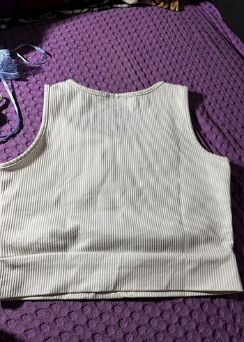 Beyaz Yüksek Yakalı Kız Atlet - Görsel 3