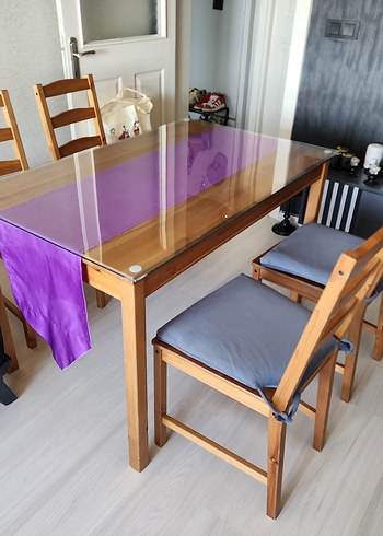 Beden İkea Gri Yumuşak Minderli Ahşap Sandalye ve Masa takımı