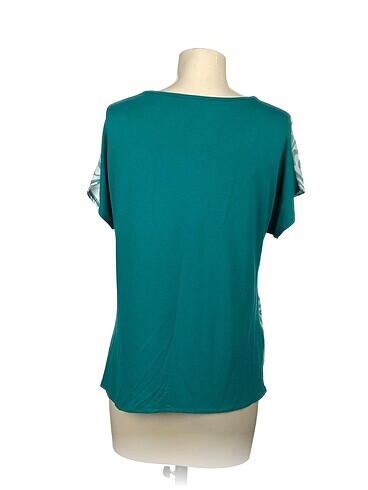 l Beden PreLoved Bluz %70 İndirimli.