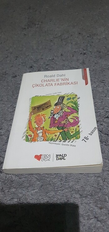 Charlie'nin çikolata fabrikası kitabı