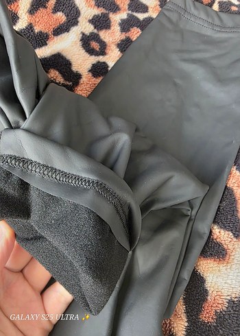 deri görünümlü tayt - Görsel 3