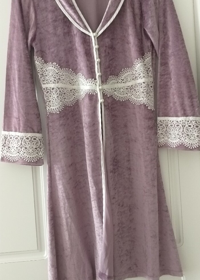 Kadife dantel dataylı sabahlık  - Görsel 3