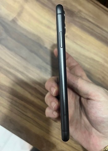 Siyah iPhone 11 Çift Kamera - Görsel 2