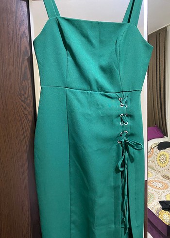 Yeşil Düğmeli midi askılı Kalem Elbise - Görsel 2