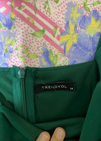 Yeşil Düğmeli midi askılı Kalem Elbise - Görsel 6