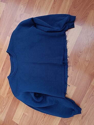 Mavi sweat