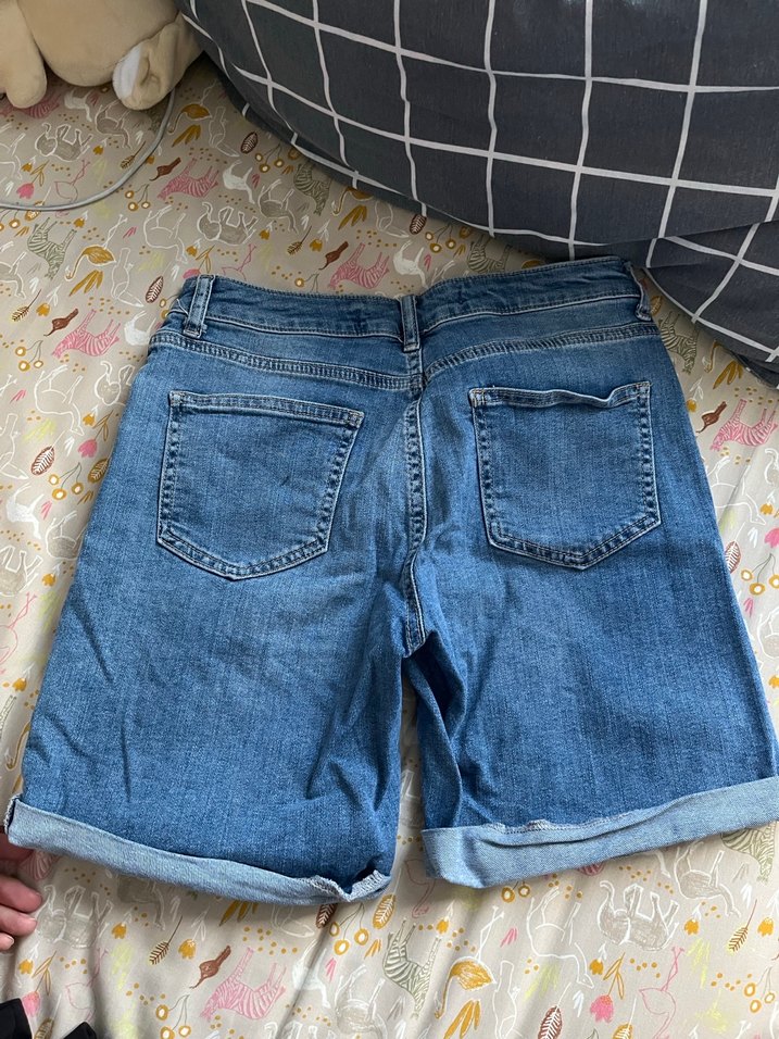 Mavi Kısa Kot Şort - Görsel 3