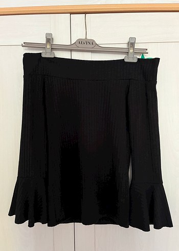 Siyah madonna yaka omzu açık bluz - Görsel 3