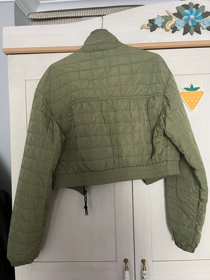 Yeşil Fermuarlı Kısa bershka mont - Görsel 2