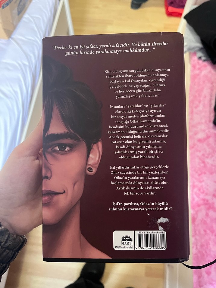 Kimse Gerçek Değil - Zeynep Sey - Görsel 2