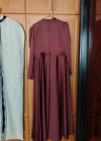 50 Beden Bordo Uzun Kollu İşlemeli Abiye Elbise