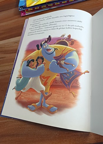 Disney Aladdin Boya Oku Yapıştır Kitabı - Görsel 8