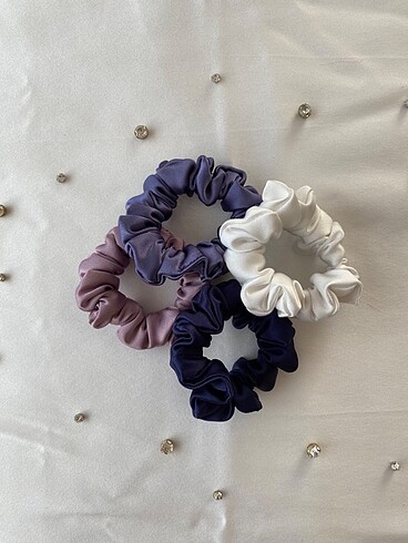 Beden Scrunchie