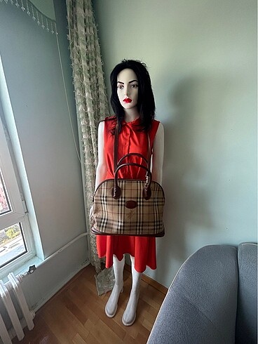 Burberry Vintage Leather Tote