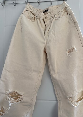 Trendyolmilla bej renk yırtık detaylı wide leg jean - Görsel 2