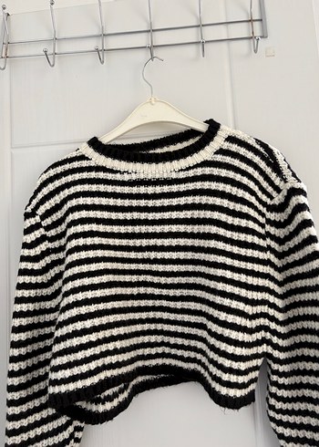 Quzu Kadın Bisiklet Yaka Crop Kazak - Görsel 2