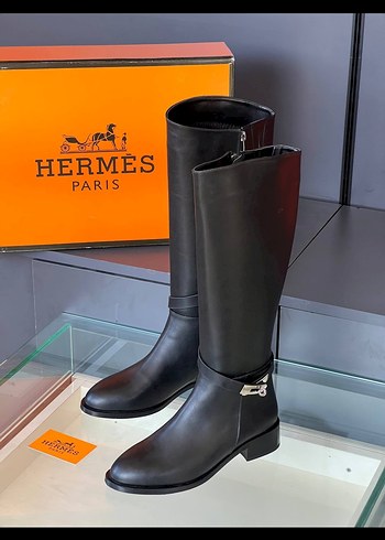 Hermes Siyah Deri Dizüstü Stiletto Çizme