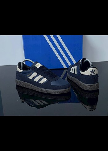 Adidas Lacivert Spor Ayakkabı Velcro Detaylı