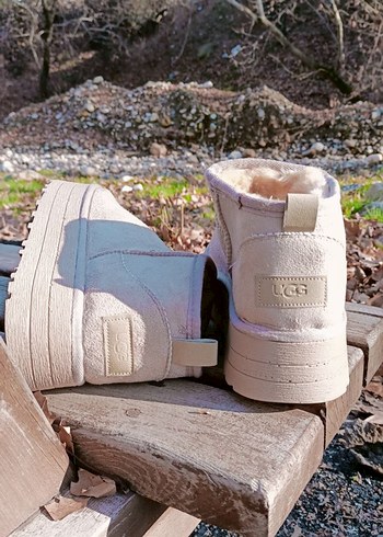 Ugg Ugg Bej Beyaz Rahat Dolgu Topuklu Bot