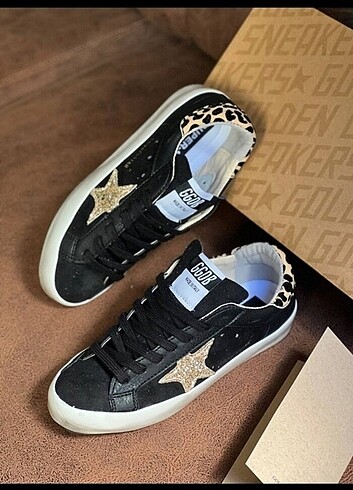 37 Beden siyah Renk Golden Goose Deluxe