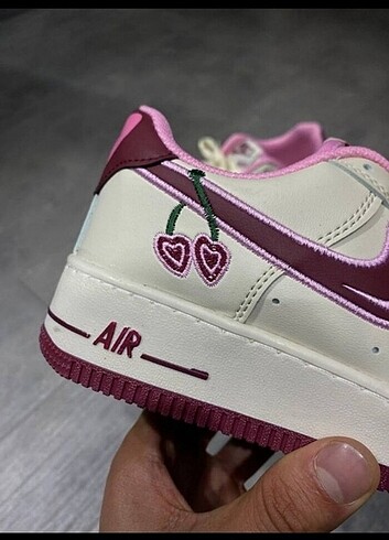 37 Beden beyaz Renk NIKE SB DUNK
