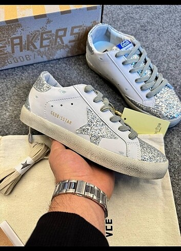 Golden Goose Deluxe