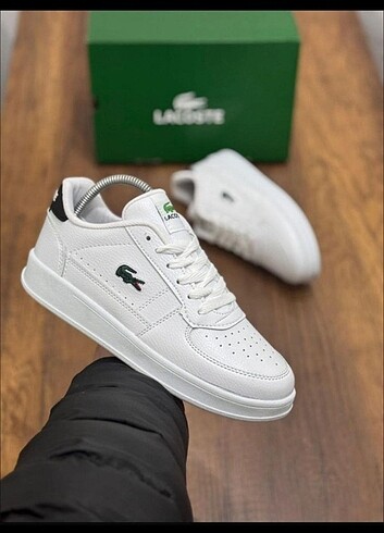 42 Beden beyaz Renk Lacoste