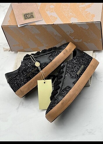 37 Beden Golden Goose Deluxe