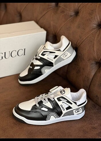 40 Beden siyah Renk GUCCİ
