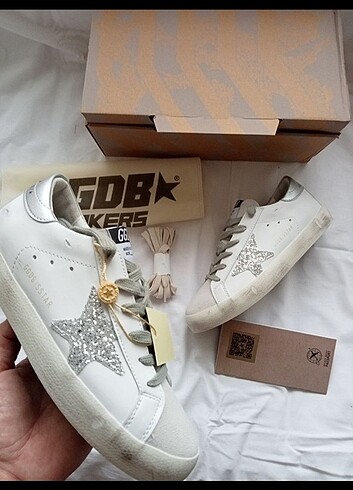 Golden Goose Deluxe