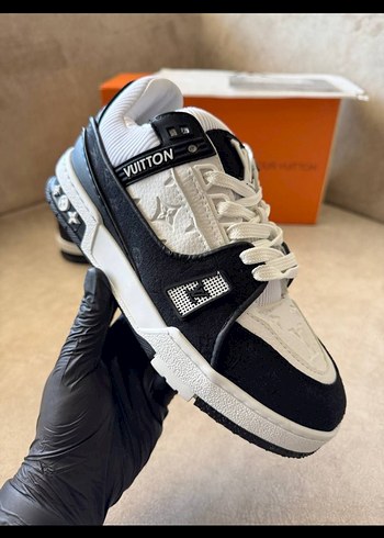 37 Beden Louis Vuitton Beyaz Siyah Spor Ayakkabı