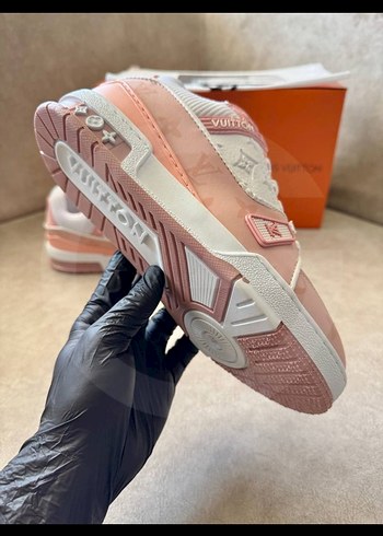36 Beden pembe Renk Louis Vuitton Pembe Bağcıklı Kadın Spor Ayakkabı