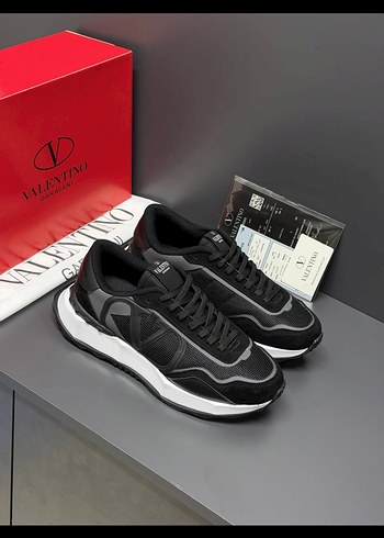 Valentino Siyah Beyaz Sehir Sneakeri
