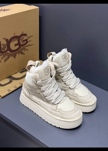 Ugg Ekru Yuksek Bilekli Sneaker