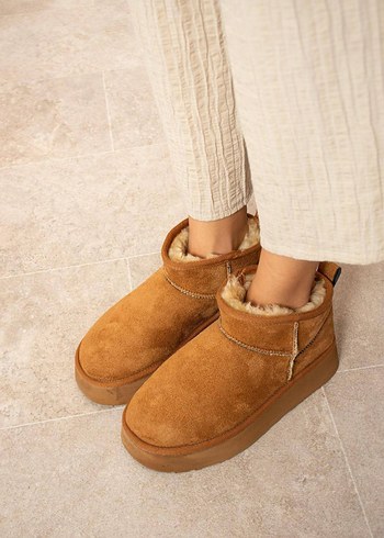 36 Beden UGG taba Süet Kürklü Kadın Dolgu Topuk Bot