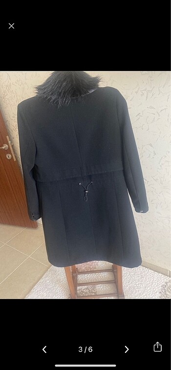 Nihan Siyah kaşe kürklü