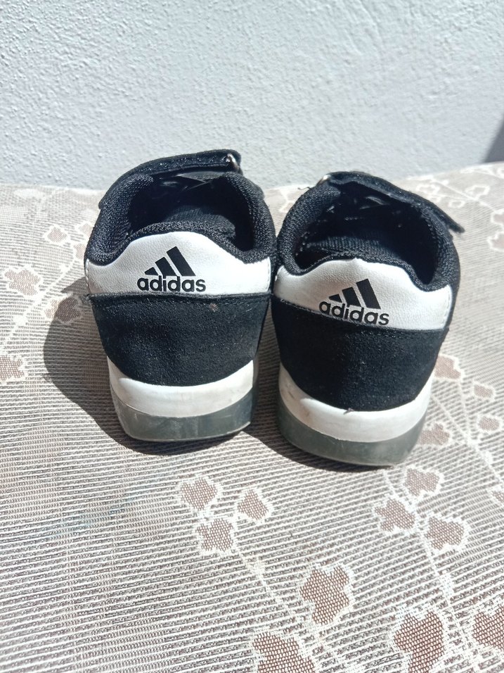 Erkek Çocuk Siyah Gri Cırtlı Spor Ayakkabı - Görsel 3